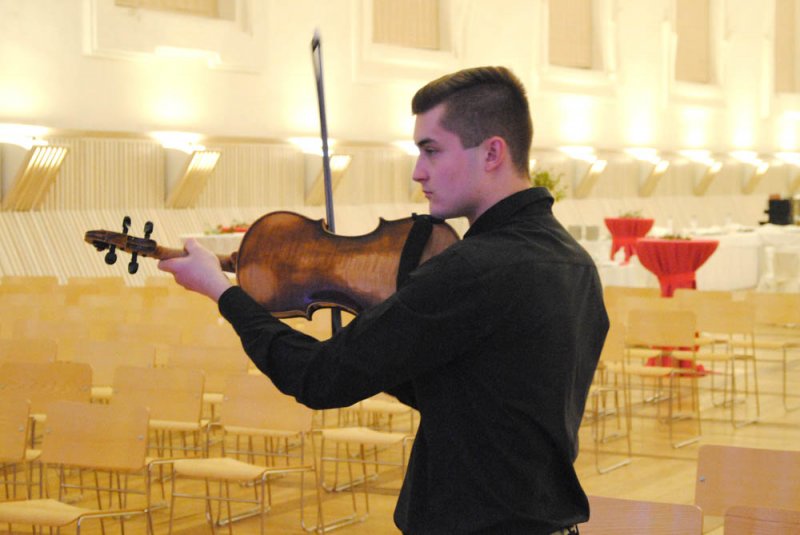 dsc_0009_20161220_1659686687